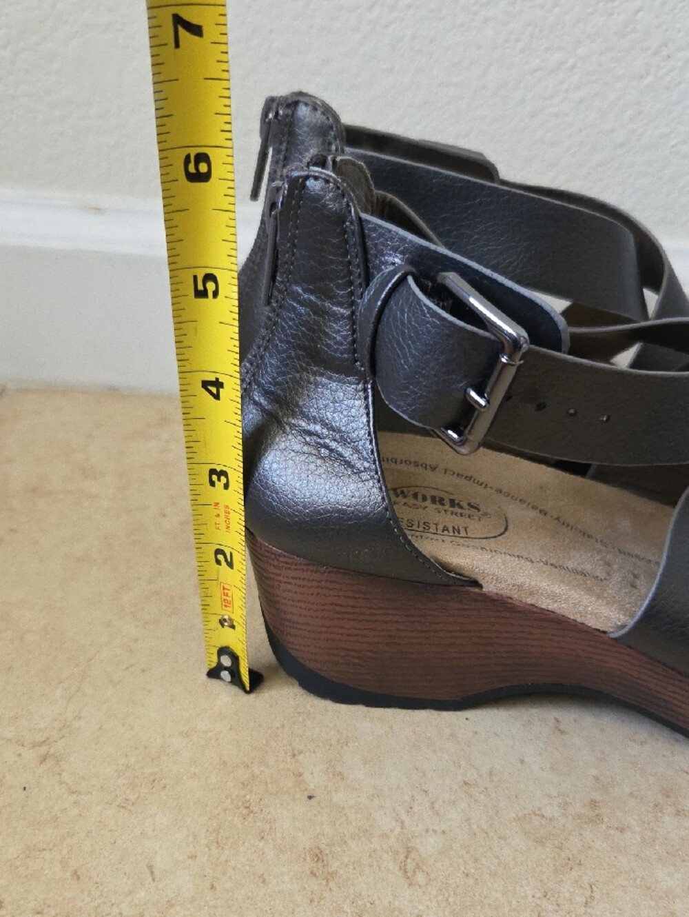 EASY STREET Rosa Crisscross Wedge Sandals Charcoal Sz 7.5WW Comfy Cushioned - Picture 13 of 15